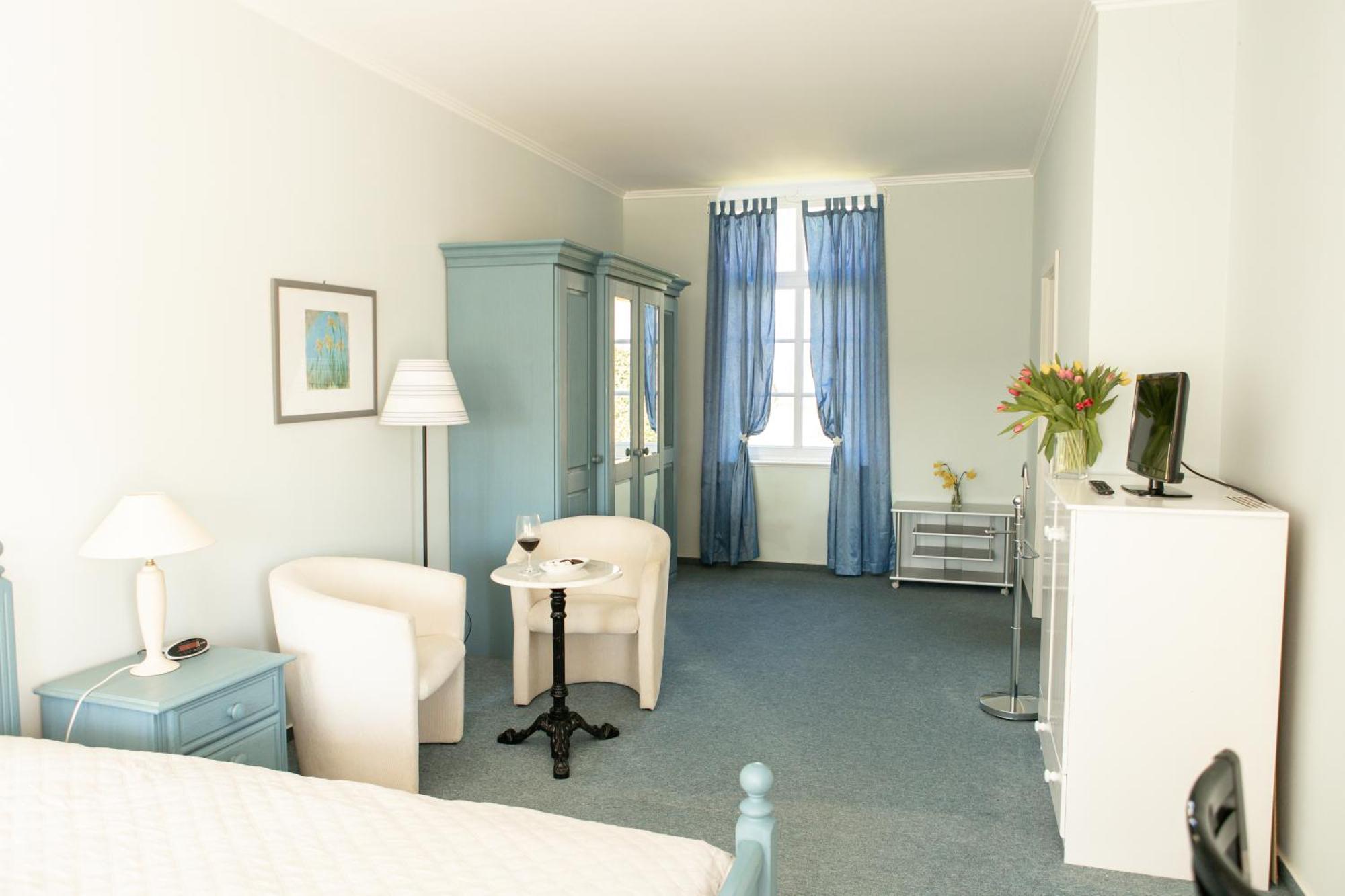 Boutique Hotel Gut Tribbevitz Neuenkirchen auf Rugen ภายนอก รูปภาพ