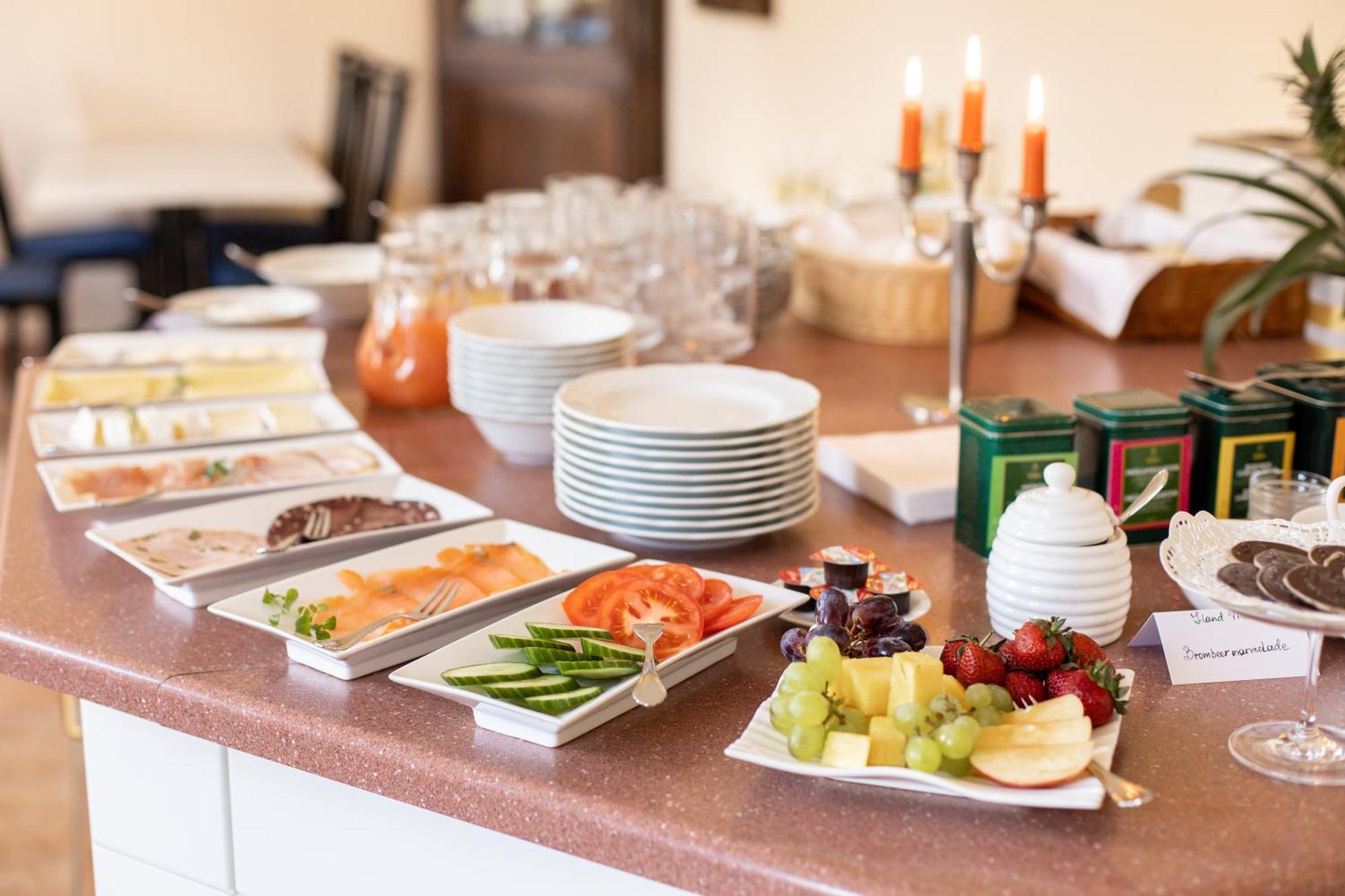 Boutique Hotel Gut Tribbevitz Neuenkirchen auf Rugen ภายนอก รูปภาพ